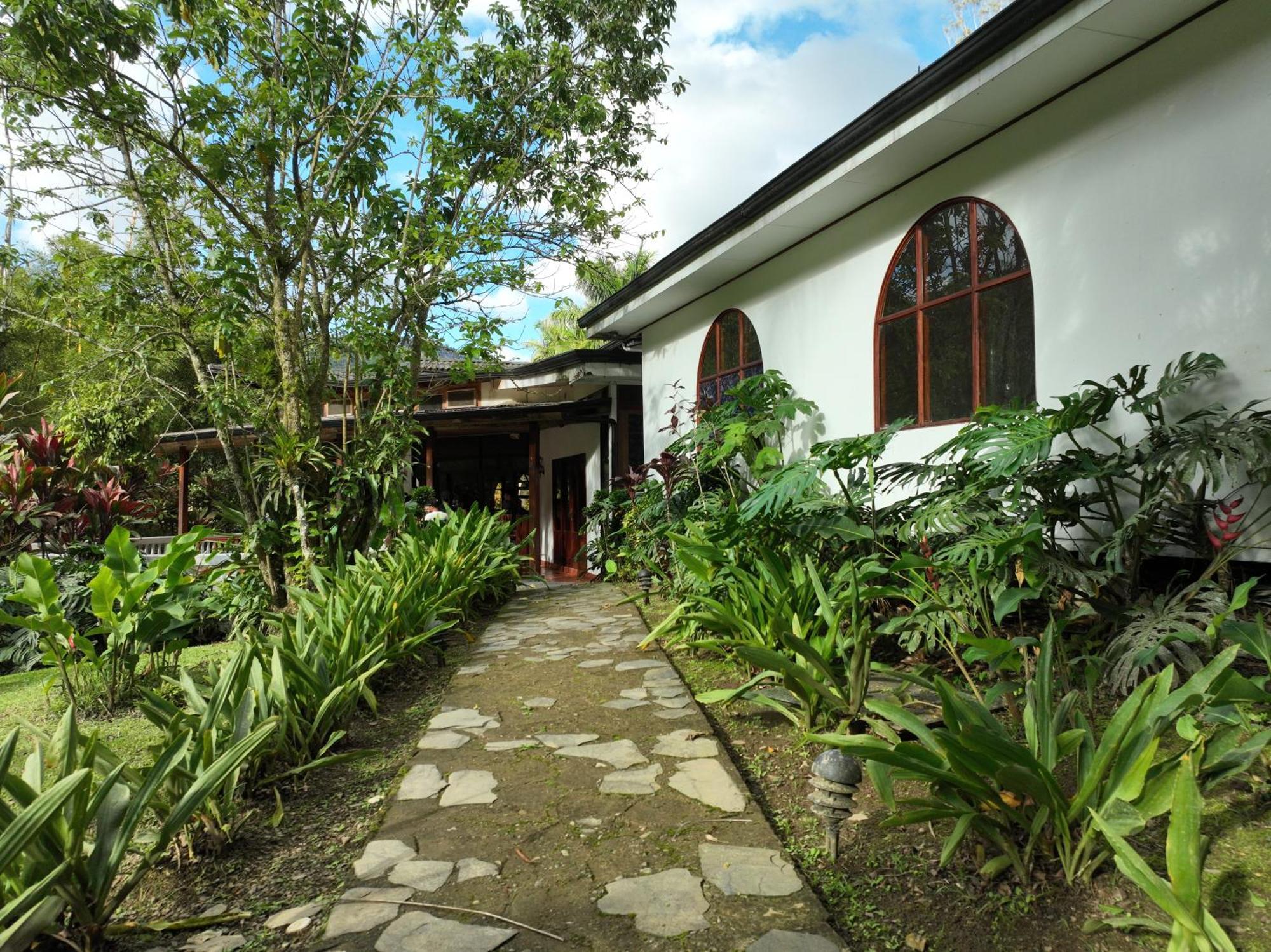 Rio Perlas Thermal Resort & Spa Cartago Exterior photo